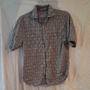 Tommy Bahama Blue and White Casual Button Down Shirt
